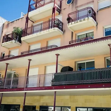 Centre : T2 Equipe A 150m De La Avec Loggia Et Parking Securise - Fr-1-433-5 Apartment