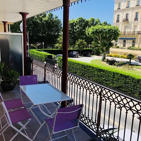 Apartment Centre : T2 Equipe A 150m De La Avec Loggia Et Parking Securise - Fr-1-433-5