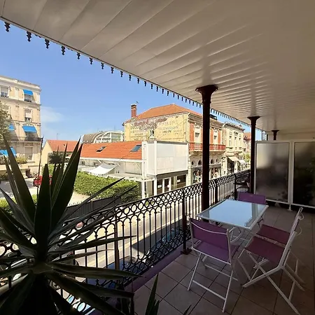 Centre : T2 Equipe A 150m De La Avec Loggia Et Parking Securise - Fr-1-433-5 Apartment *