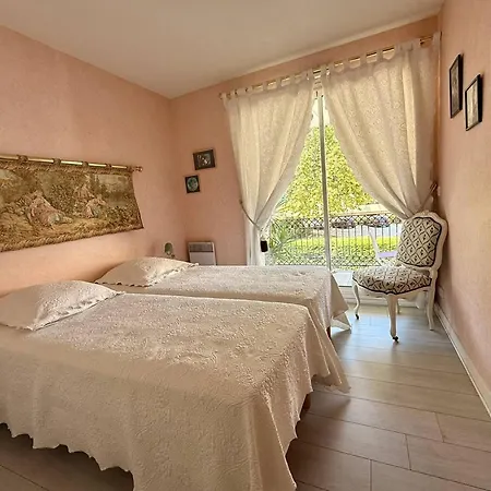 Centre : T2 Equipe A 150m De La Avec Loggia Et Parking Securise - Fr-1-433-5 Apartment *